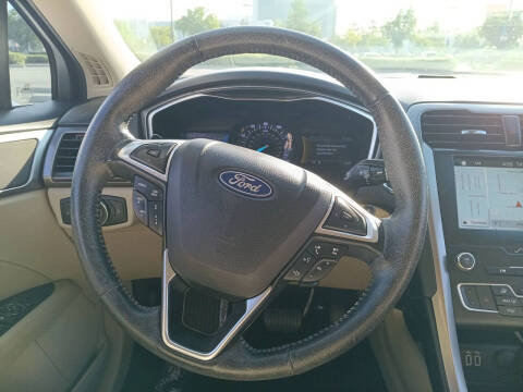 2019 Ford Fusion SEL