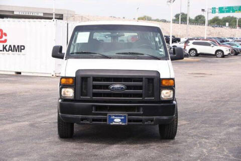 2008 Ford E-Series E-350 SD XLT