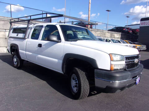 2006 Chevrolet Silverado 2500HD for sale at Delta Auto Sales in Milwaukie OR
