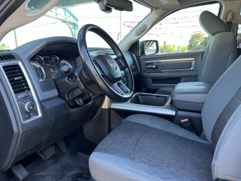 2016 RAM 1500 Big Horn