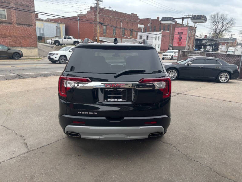 2023 GMC Acadia SLE