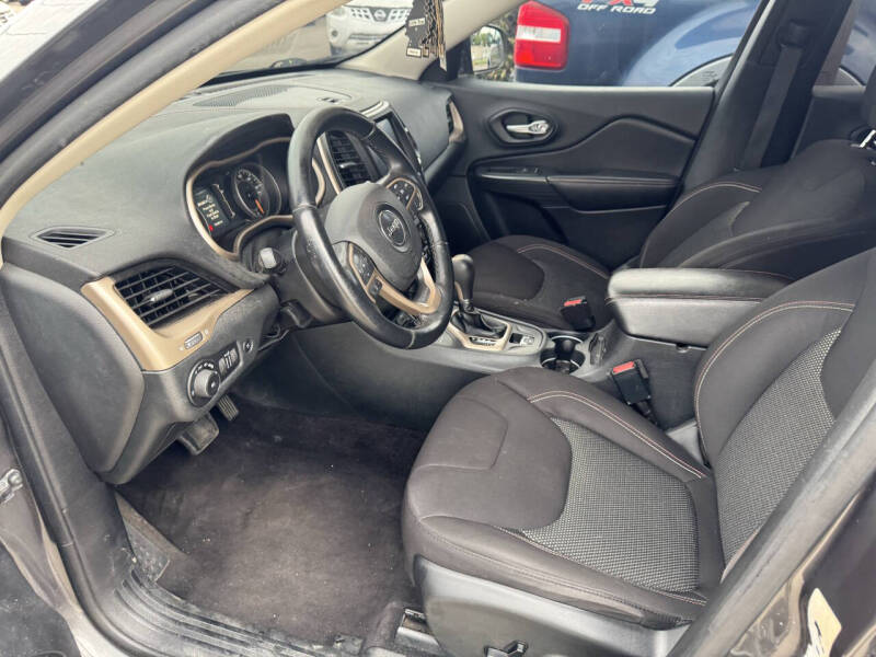 2016 Jeep Cherokee Latitude