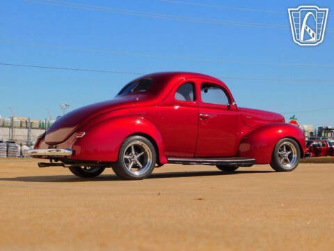 1940 Ford Deluxe