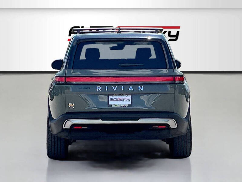2022 Rivian R1S Launch Edition