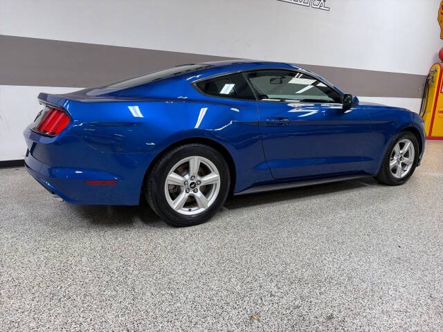 2017 Ford Mustang V6