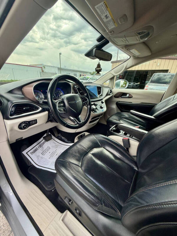 2018 Chrysler Pacifica Touring L