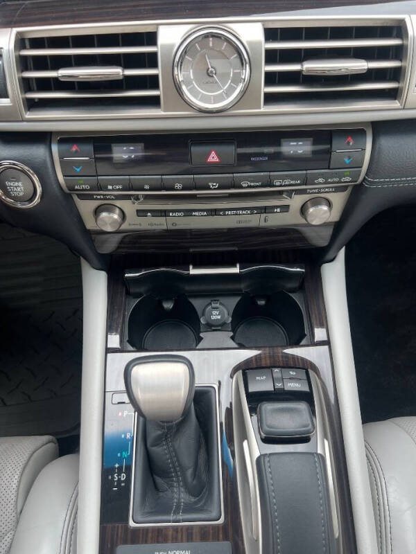 2017 Lexus LS 460