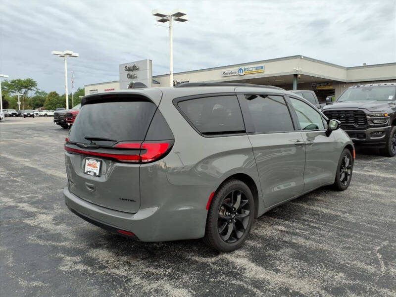 2025 Chrysler Pacifica Limited