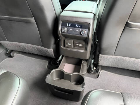 2021 GMC Acadia SLT