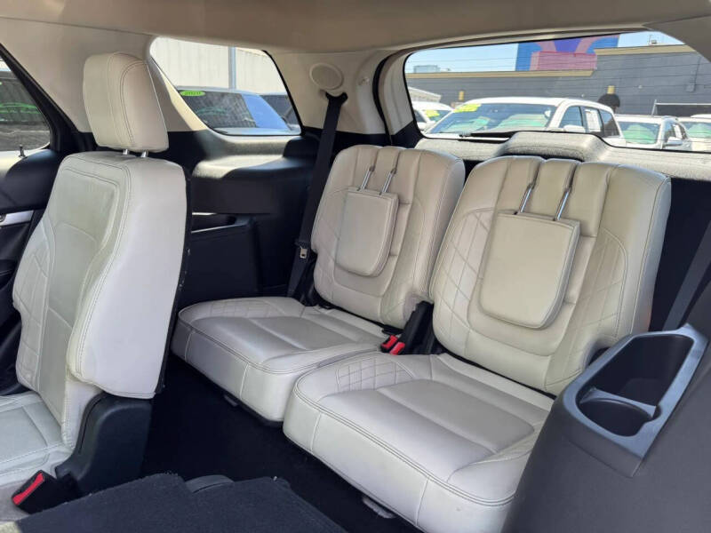 2019 Ford Explorer Platinum