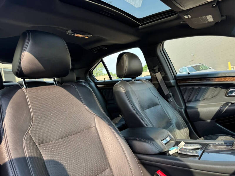 2014 Ford Taurus Limited