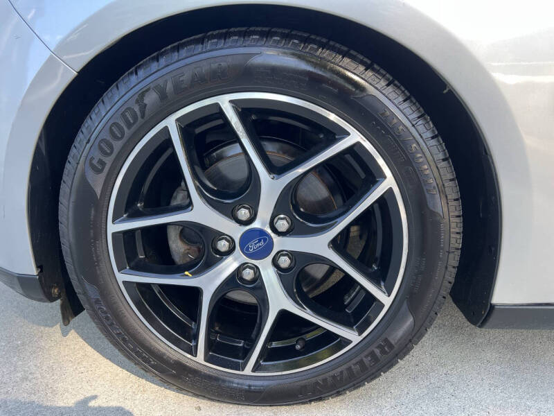 2017 Ford Focus SEL