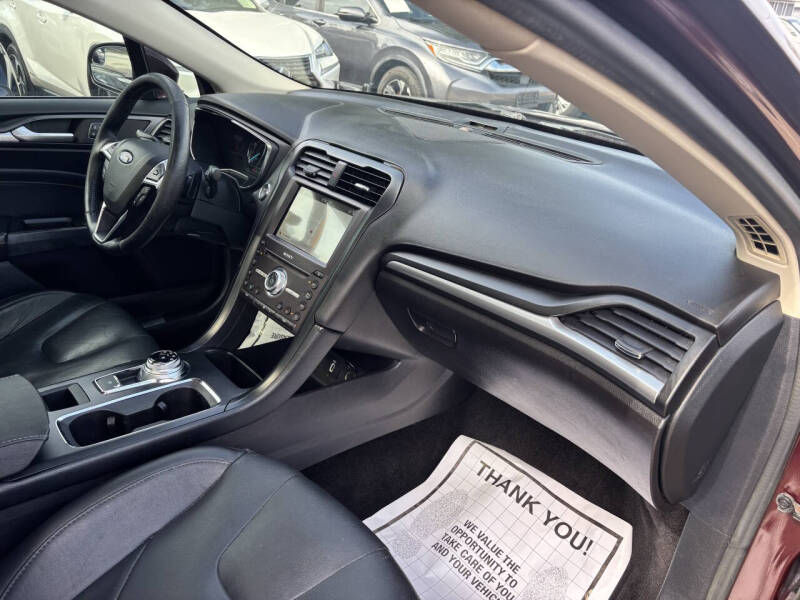 2017 Ford Fusion Titanium