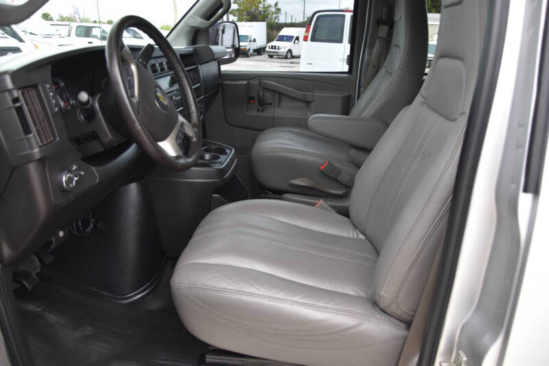 2017 Chevrolet Express LS 3500