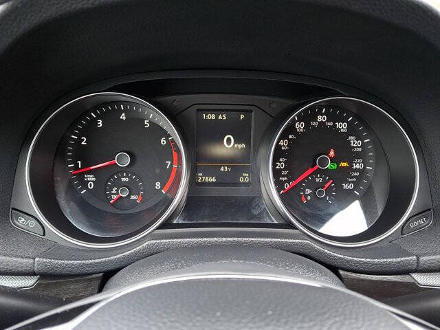 2017 Volkswagen Passat 1.8T SEL Premium