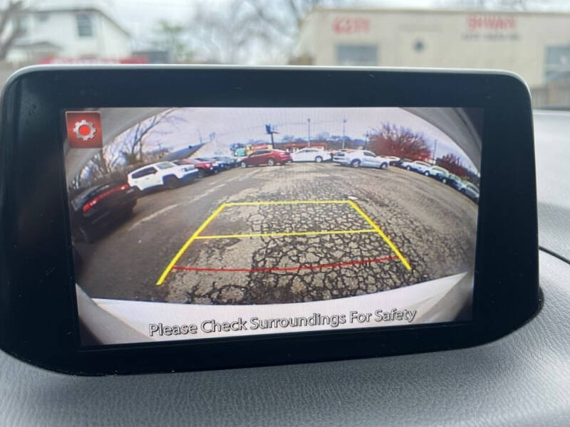 2017 Mazda MAZDA3 Sport