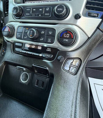 2017 GMC Yukon XL SLT