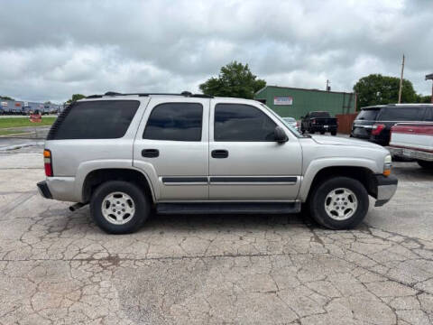 2004 Chevrolet Tahoe LS