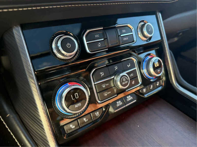 2024 GMC Yukon Denali Ultimate