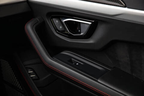 2020 Lamborghini Urus