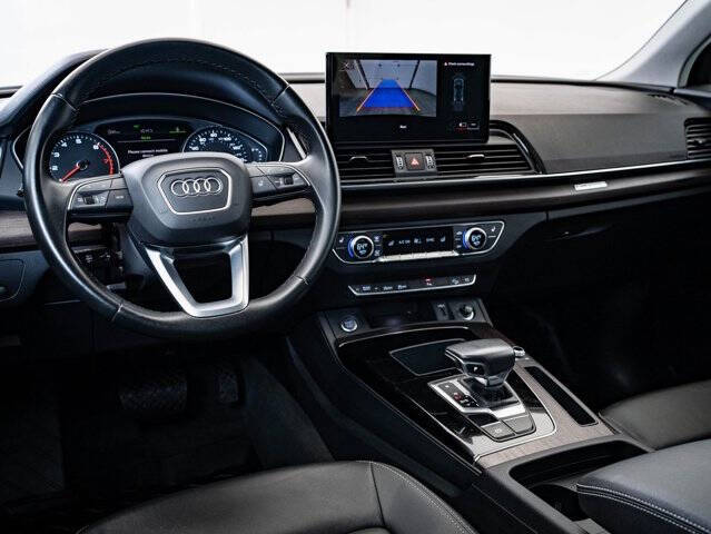 2023 Audi Q5 quattro Premium 40 TFSI