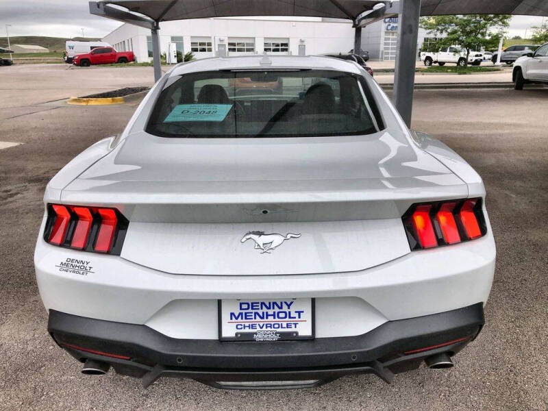 2025 Ford Mustang EcoBoost