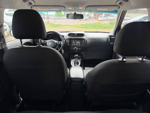 2019 Kia Soul +