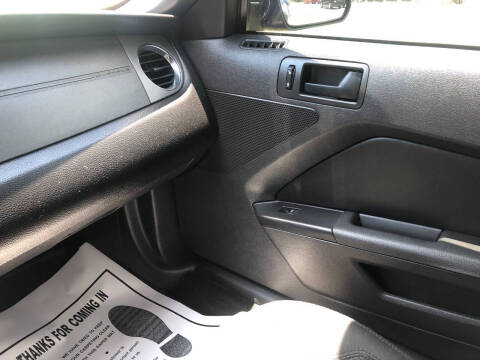 2014 Ford Mustang V6