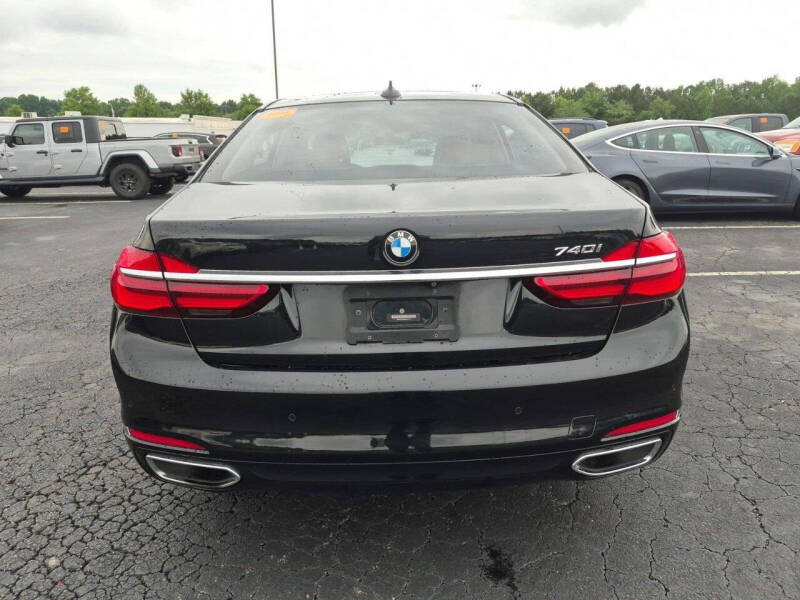 2017 BMW 7 Series 740i