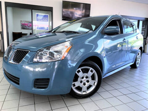 2009 Pontiac Vibe for sale at SAINT CHARLES MOTORCARS in Saint Charles IL