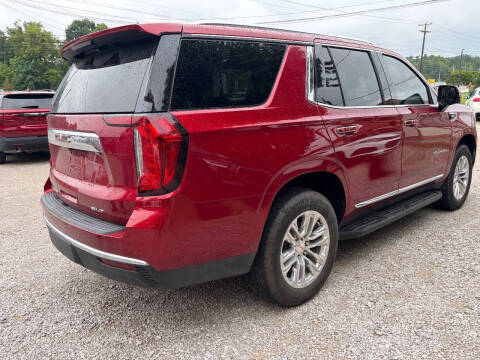 2023 GMC Yukon SLT