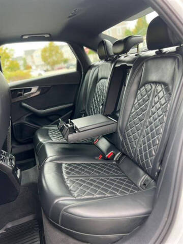 2023 Audi S4 3.0T quattro Premium Plus