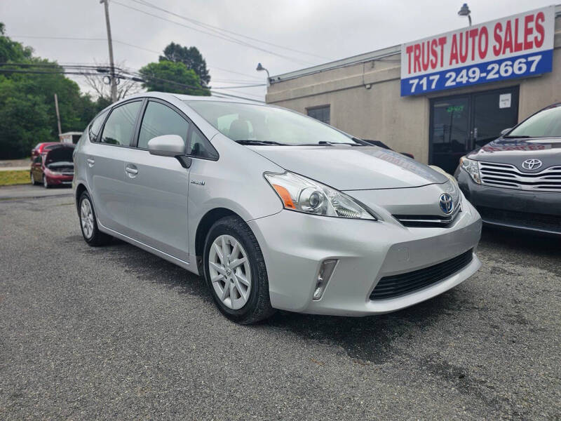 2012 Toyota Prius v Three