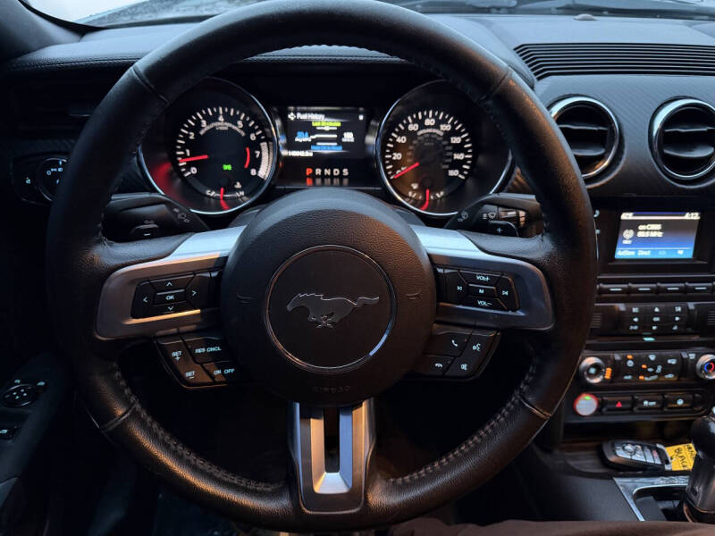 2015 Ford Mustang V6