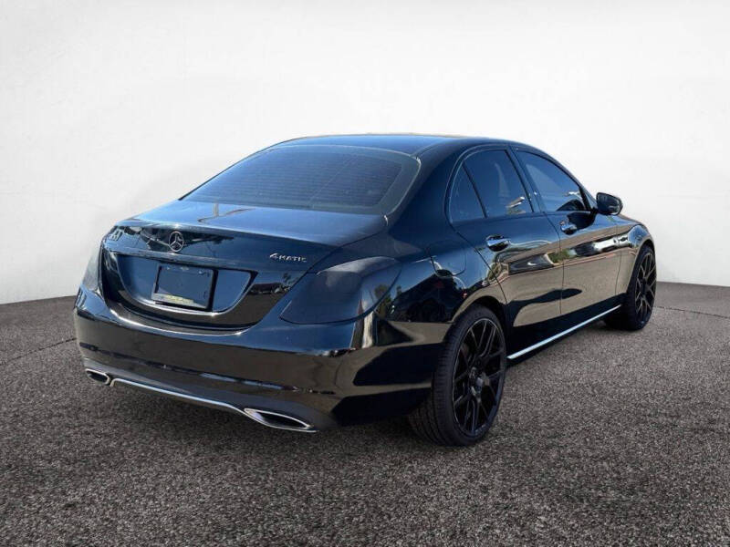2016 Mercedes-Benz C-Class