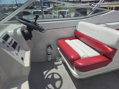 1992 Regal Ventura 8.3