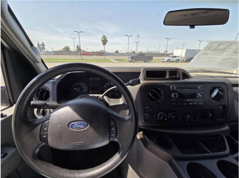 2013 Ford E-Series E-150 XLT