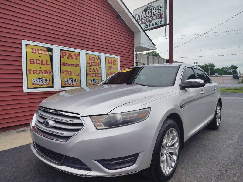 2015 Ford Taurus Limited FWD's photo