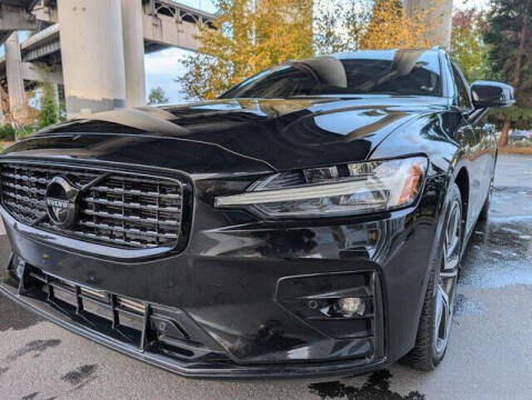 2020 Volvo V60 T5 R-Design