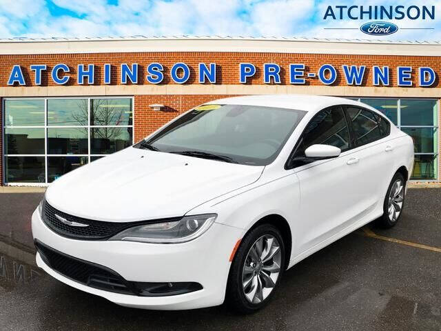 2015 Chrysler 200 S
