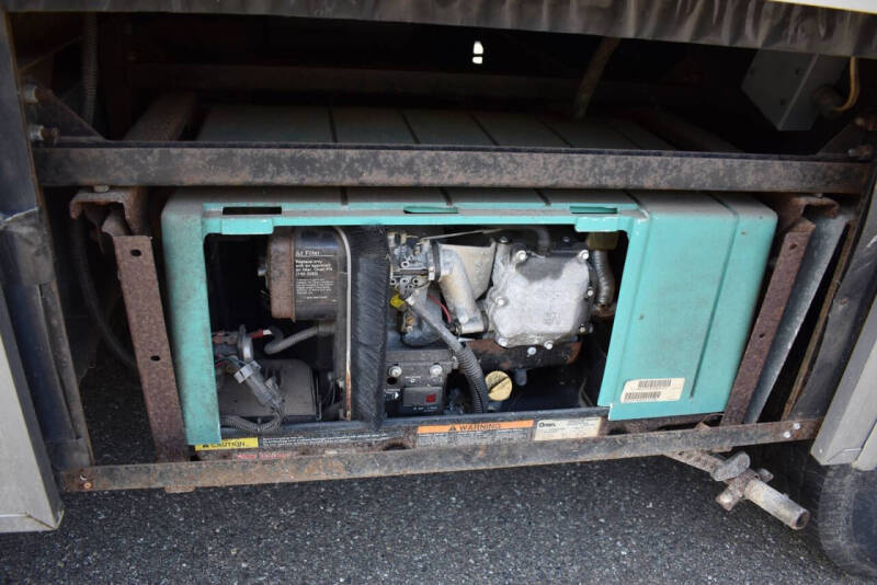 2002 Ford E-Series E-450 SD