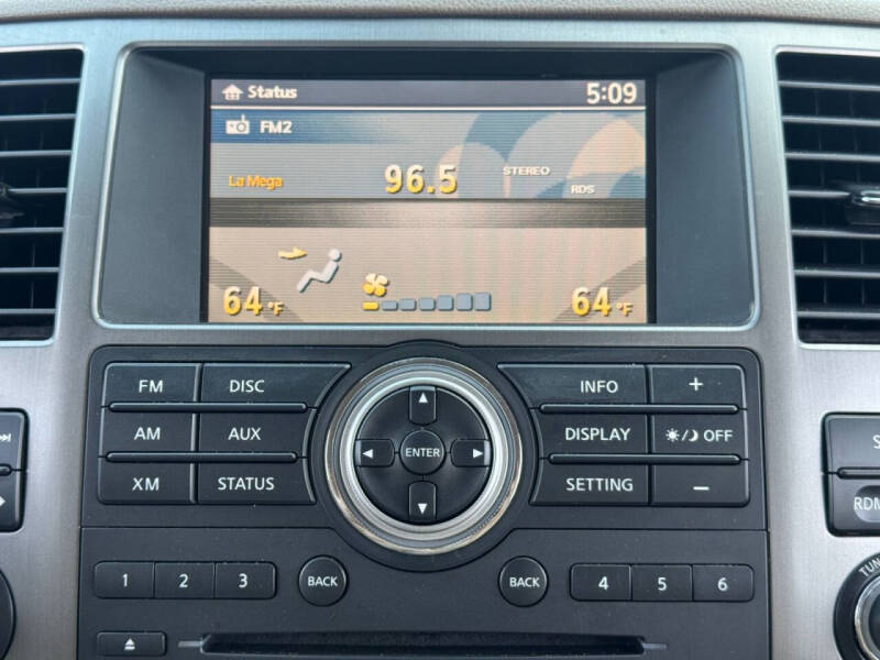 2013 Nissan Armada SV