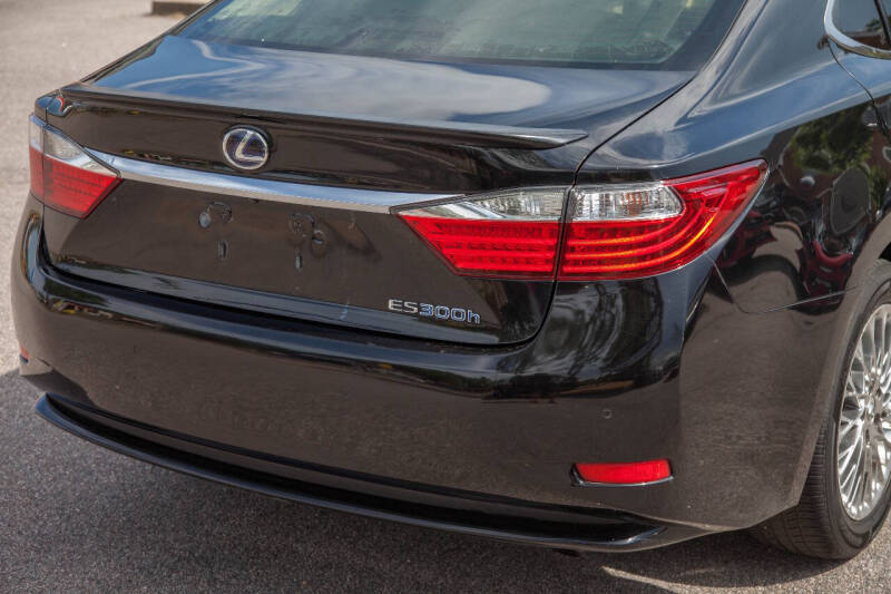 2014 Lexus ES 300h