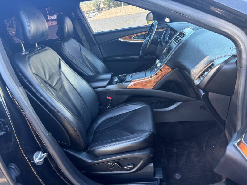 2016 Lincoln MKX Select