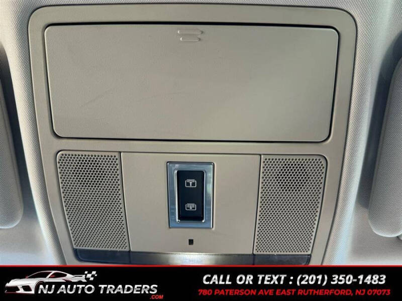 2015 Land Rover Range Rover Evoque Pure Premium