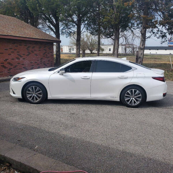 2021 Lexus ES 300h