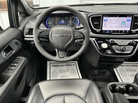 2024 Chrysler Pacifica Plug-In Hybrid