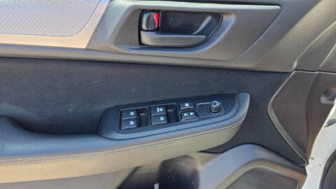 2017 Subaru Outback 2.5i