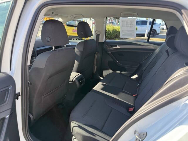 2019 Volkswagen e-Golf SE