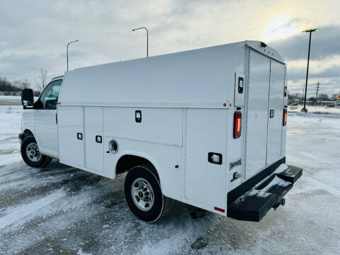 2020 GMC Savana 3500